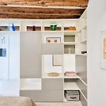 Charming With Private Courtyard ונציה