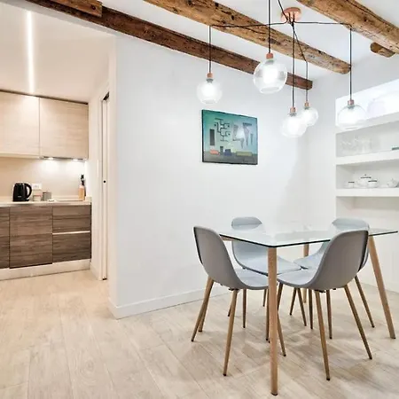 Charming With Private Courtyard * ונציה